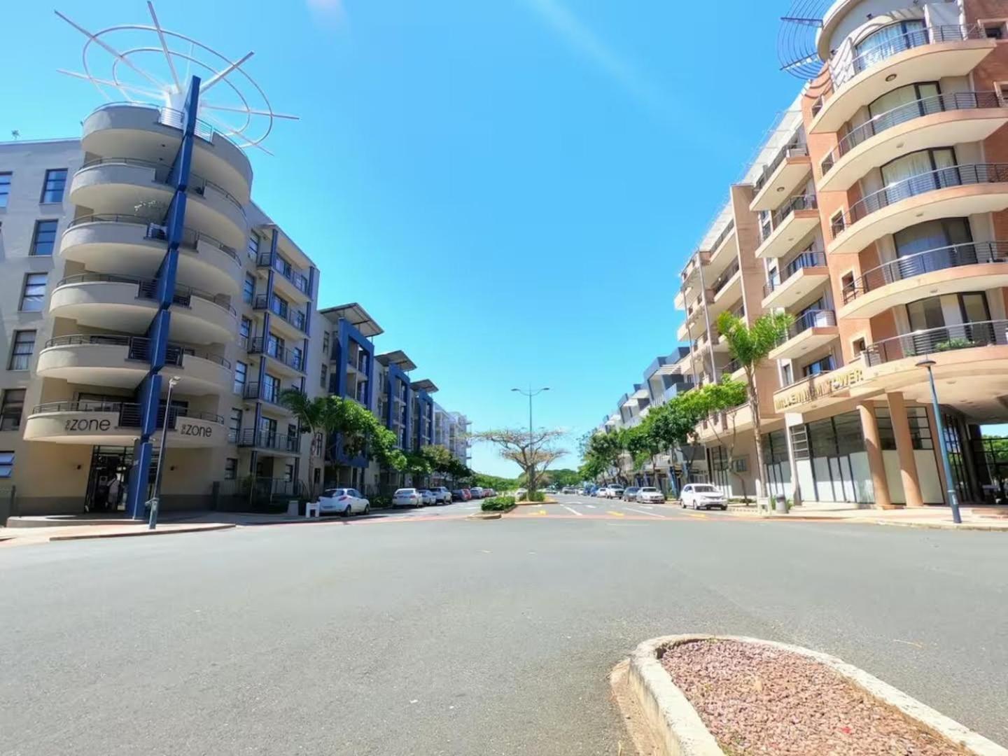 Stunning 2 Bed - Rooftop Braai Area - Sunset Views เดอร์บัน ภายนอก รูปภาพ